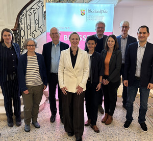 Digitalisierungsministerin Dörte Schall mit Mitgliedern des Digitalrats in Brüssel