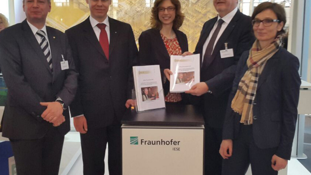 Ministerin Bätzing-Lichtenthäler präsentiert auf der CEBIT zusammen mit dem Frauenhofer IESE den Abschlussbericht des telemedizinischen Projektes SUSI TD