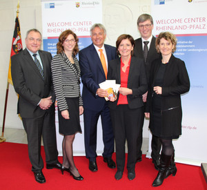 Pressekonferenz zum Start der Welcome Center in Rheinland-Pfalz mit Ministerpräsidentin Malu Dreyer, Wirtschaftsministerin Eveline Lemke, Arbeitsministerin Sabine Bätzing-Lichtenthäler und Hauptgeschäftsführer der IHK Trier Dr. Jan Glockauer